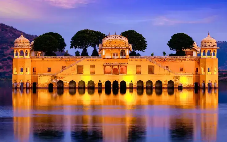 Jal Mahal night view – Luxury Jaipur Tour experience