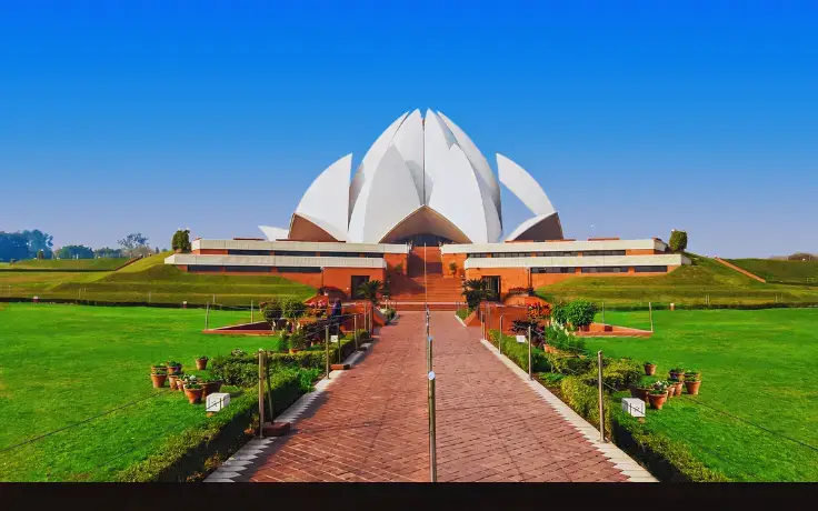 Loctus temple golden triangle tour 4 days