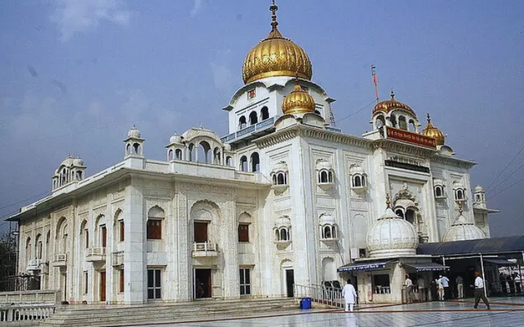 Gurudwara Bangla Sahib visit during Private Full Day Old & New Delhi City Tour by Namaste Yatra Tours