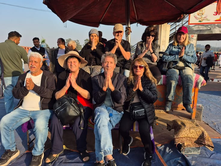 Golden-Triangle-Tour-5-days-tourists-group-photo Namaste Yatra Tours