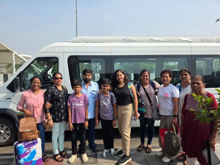 Convenient airport pickup with a private AC car for your Taj Mahal tour from Delhi.