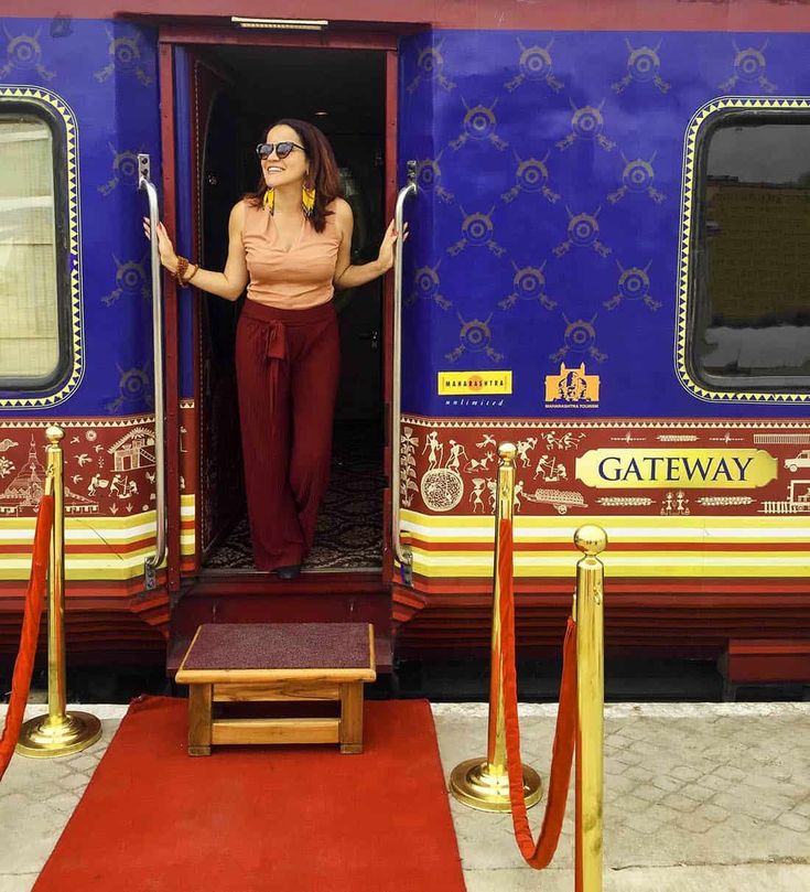 Solo Traveler from the UK Enjoys a Same-Day Taj Mahal Tour by Gatimaan Express with Namaste Yatra Tours